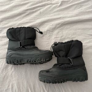 Black Winter Snow Boots
